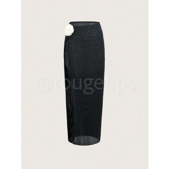 Black Beach Sarong Skirt with Flower Detail Stretchy Semi-Sheer - Picture 8 of 10